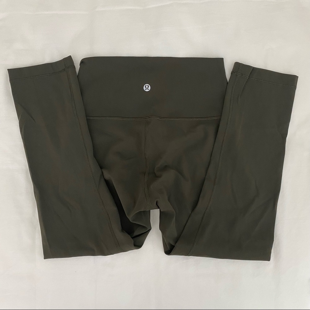 Lululemon - Wunder Under Leggings 21” - Size 4